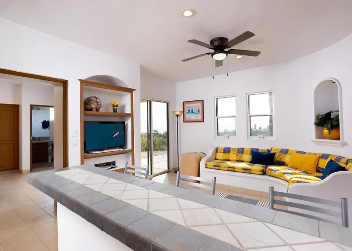 Steps To Sand: Ocean-view Cabo W/ Heated Pool Holiday home *