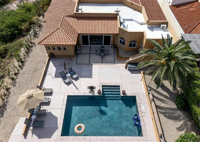 Holiday home Steps To Sand: Ocean-view Cabo W/ Heated Pool